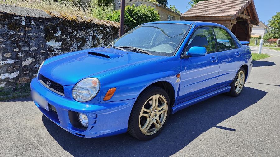 Subaru WRX-STI, 2001/02. 4 tane STİ eskittim. Impreza'nın gelmiş geçmiş en çirkin versiyonu buydu. Gelen tepkiler üzerine 1,5 yıl sonra değiştirmek zorunda kaldılar.