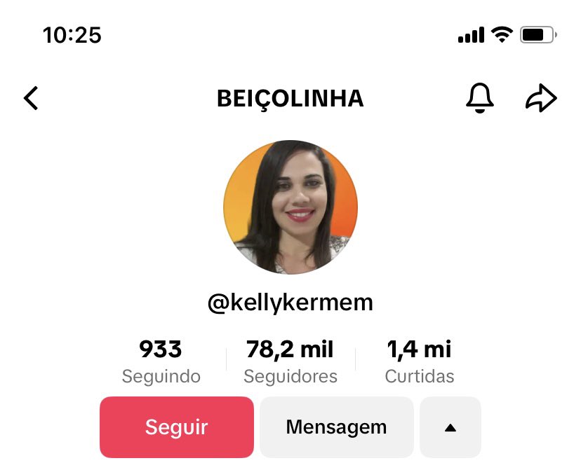 <a href="/Kabulozocensura/">(Kabulozo)</a> Deixem ela famosa por tudo q já disse. Denunciem no MP.