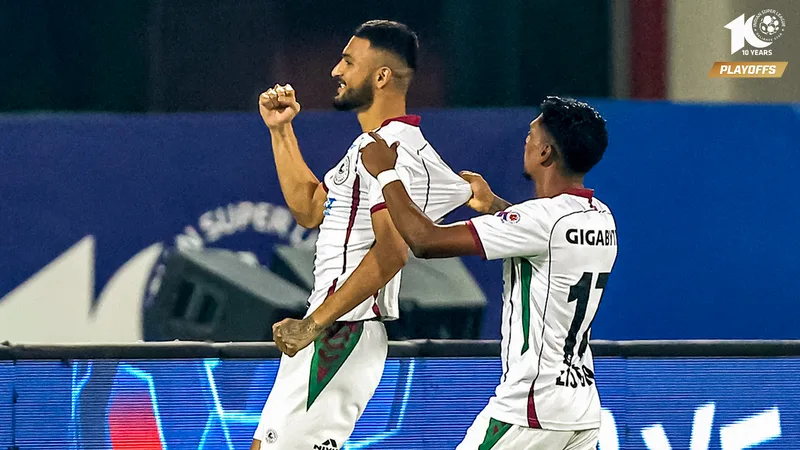 4 - @mohunbagansg’s @manvir_singh07 is set to play in his fourth @IndSuperLeague final, thus joining Pritam Kotal and Sandesh Jhingan on the list of players with most #ISLFinal appearances in history. Stage. #MBSGMCFC #ISL10