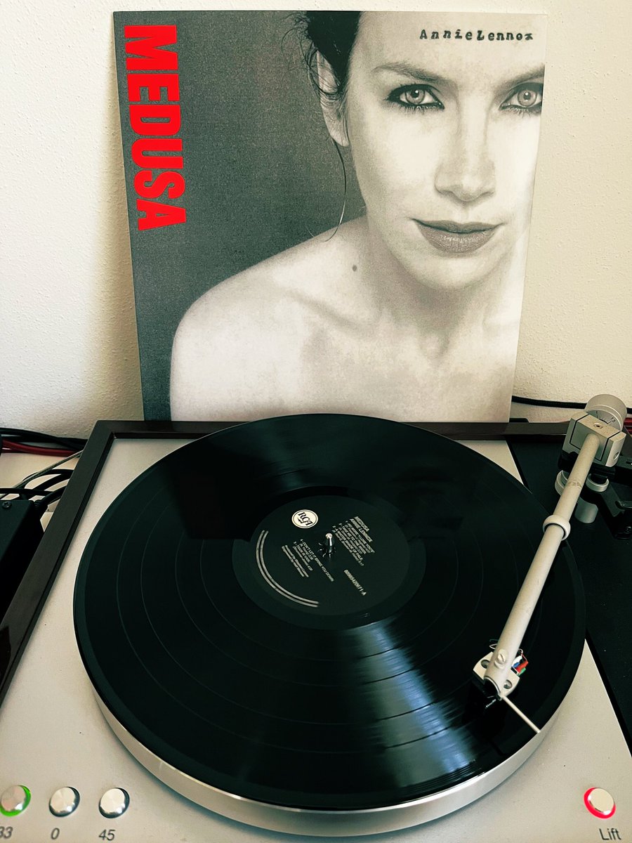 Annie Lennox “Medusa” (RCA, 1995), 2018 reissue @AnnieLennox #NowPlaying #vinylcommunity