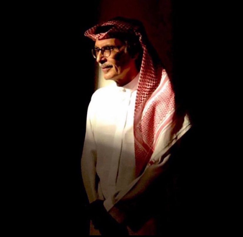 لابدّها يا سعود بتغيب شمسي
ذي سنة رب الخلايق فرضها

و لعلها حريتي بعد حبسي
و لعلي ألقى عند ربي عوضها

رحم الله الأمير الشاعر #بدر_بن_عبدالمحسن اللهم اغفرله واسكنه فسيح جناته يارب