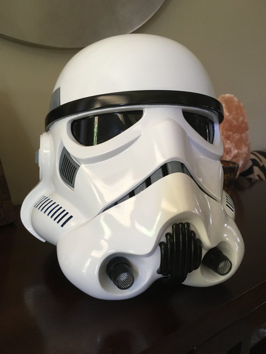 jasoa's tweet image. To celebrate Star Wars day I'll share a few images of my 3d printed Stormtrooper armor.  It was a year long project back in 2020/21 during covid.  Most parts were printed in PLA on a @Creality3dP CR-10 and smaller detailed parts in resin on an @Elegoo_Official Mars.  The parts…