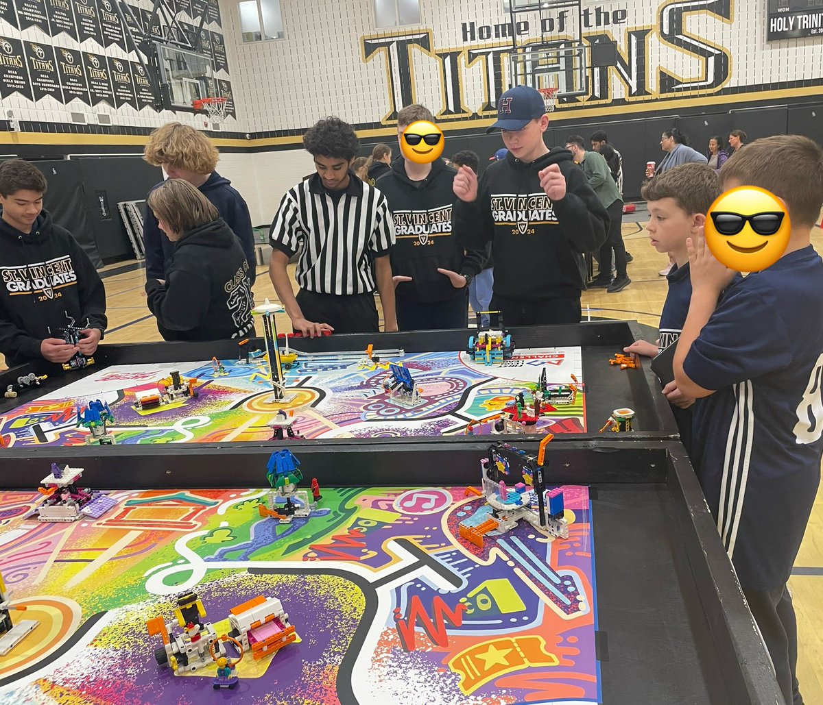 Congratulations to our Vikings LEGO Robotics team who won 3rd place in yesterday’s competition at @HolyTrinityOak! We are so proud of you for your innovation, dedication and persistence! Thank you @hcdsbsteam for hosting! @MrsDLourenco @curlykim2