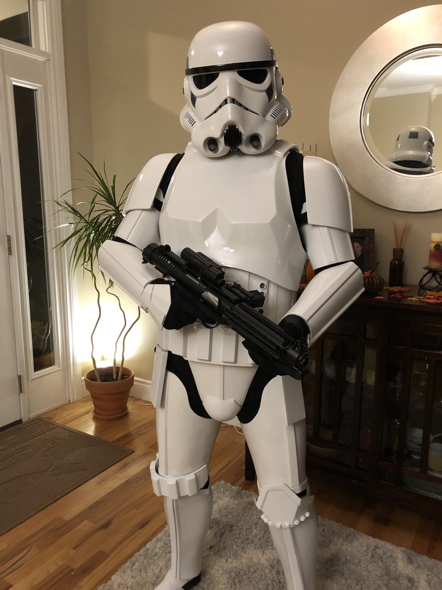 jasoa's tweet image. To celebrate Star Wars day I'll share a few images of my 3d printed Stormtrooper armor.  It was a year long project back in 2020/21 during covid.  Most parts were printed in PLA on a @Creality3dP CR-10 and smaller detailed parts in resin on an @Elegoo_Official Mars.  The parts…