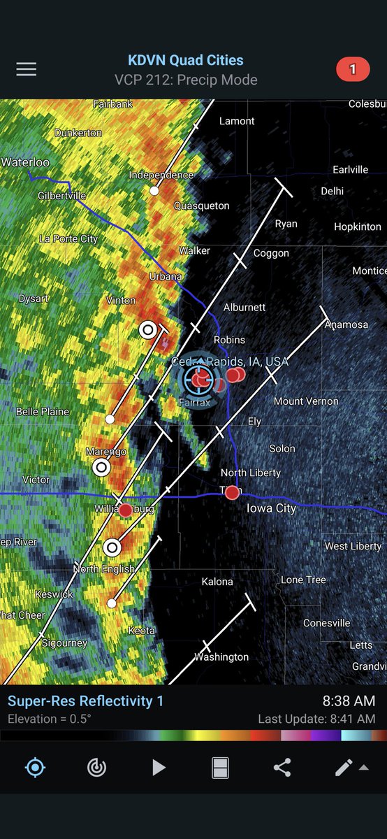 Storm clouds coming into SW Cedar Rapids IA @KCRG_FirstAlert @GHeydWx @KopelmanWX @KGAN_Weather @WXSchnack @KWWLStormTrack7 @IAStormChasing @NWSQuadCities  @KyleKielWX @eileenloanWX @CoreyT_WX @NStewWX @ICHawkeye
