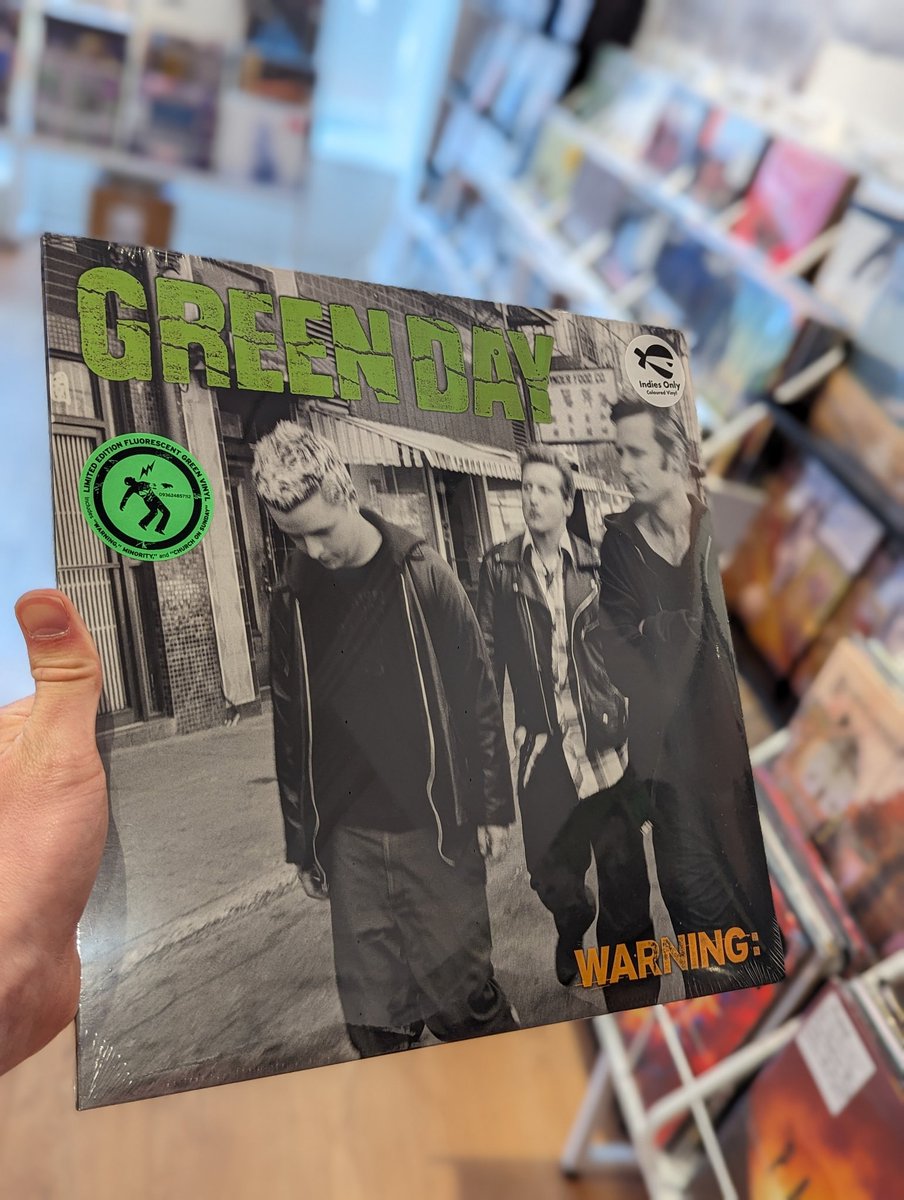 Your official 'warning' that @GreenDay's classic 2000 album #Warning has been reissued on ltd. edition fluorescent green vinyl and is available in-store! 

🟩 Can't make it to shop? Also available online: assai.co.uk/products/green…

#greenday #vinylcommunity #glasgow #assairecords