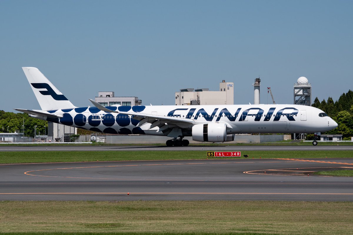 マリネッコ初めまして(=・ω・）ノ

FinnAir／FIN／AY
Airbus350-941
OH-LWL (Marimekko Kivet Livery)
NaritaAirport／NRT／RJAA