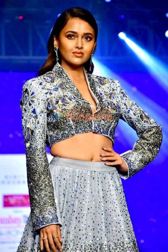 #TejasswiPrakash at BT Fashion week is just looking like a wow 😍