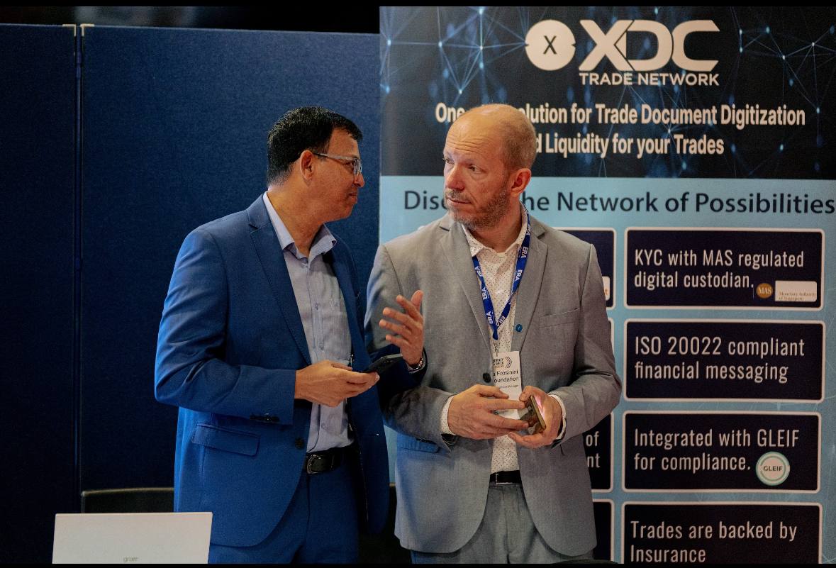 Memories... Looking forward to our next meeting Brother @SunilSenapatiGo Looking forward to let @XDCTradeNetwork grow massively in the future! #friendship #XDCNetwork #WeAreXDC #TradeFinance