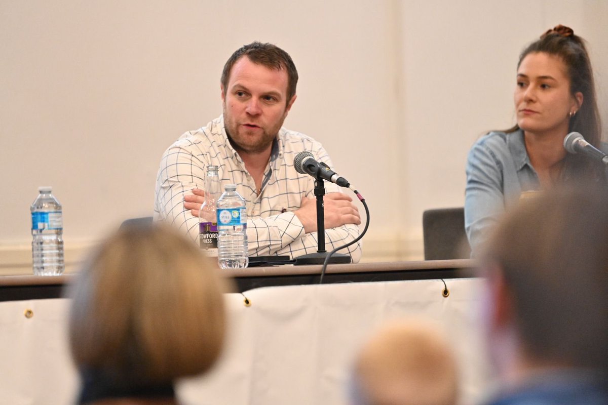 FarmersGuardian's tweet photo. 🔴 FG Live - Olly Harrison @agricontract “If it bleeds it leads, if I’ve had a bad day on the farm, it does get better engagement on @YouTube.”
#FGLive #DIYAGM #youngfarmers #yfc #farming https://t.co/ZotDY6wm8G