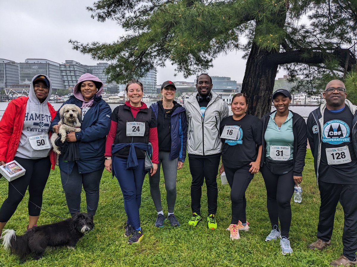 #Coop5k with <a href="/momentus_cap/">Momentus Capital</a> <a href="/capitalimpact/">Capital Impact Partners</a> dedicated crew! #GoCoop