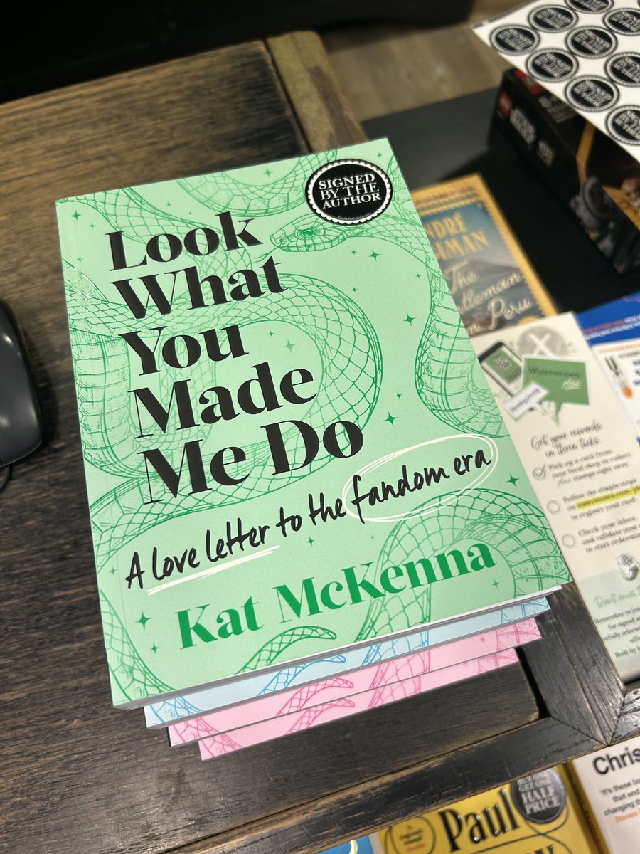 Ahhhhh I saw Look What You Made Me Do in a bookshop for the first time today! They were face out! I signed copies! It was very exciting and made me feel like a suburban legend 🩷💚💜🩵🐍 thank you so much @bromleybooks for being so kind and excited with me 🥰