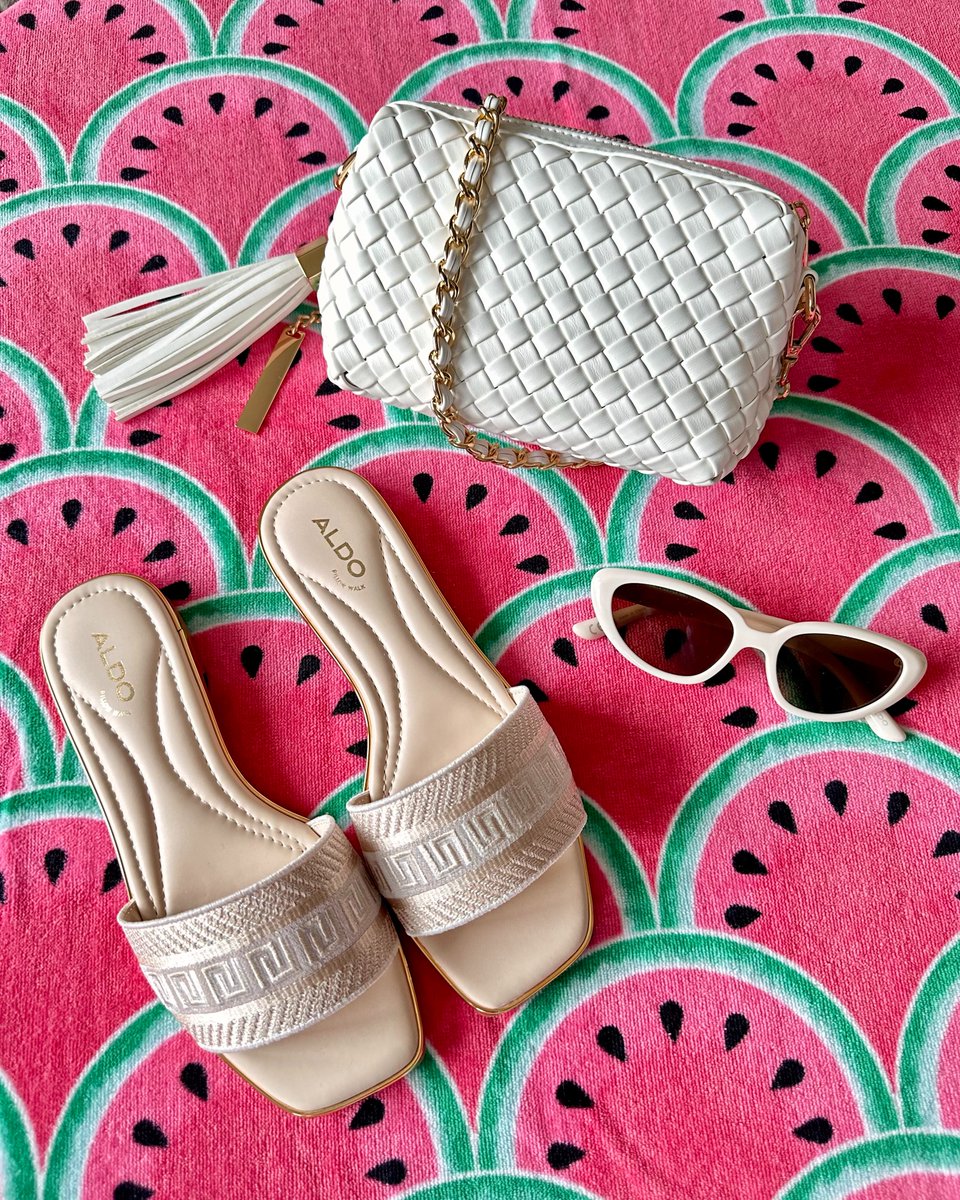 Summer ready set, just add 🍉🍉🍉 Make a splash this season with obsession worthy Oceania slide sandals, Braidaax crossbody bag and Jaquelinne sunnies: bit.ly/3UmCJec #ALDOShoes
