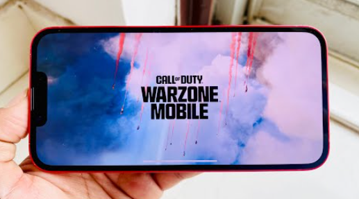 If Warzone Mobile fixed the optimization for low-mid phones...

Will you continue to play it daily? 👇

#WarzoneMobile #WZM