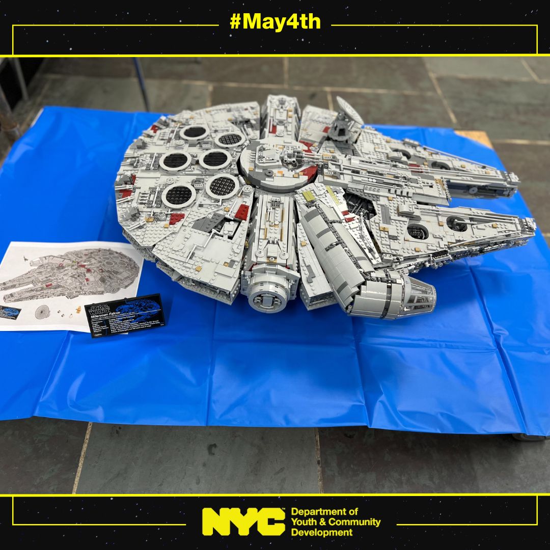 🌌✨ Happy #StarWarsDay!

DYCD is honored to showcase a piece of Star Wars history in our lobby! Students and staff in the HANAC program at St. Demetrios Greek American School.They generously donated their incredible artwork to DYCD. 

#MayThe4th #LEGO #MillenniumFalcon #NYCYouth