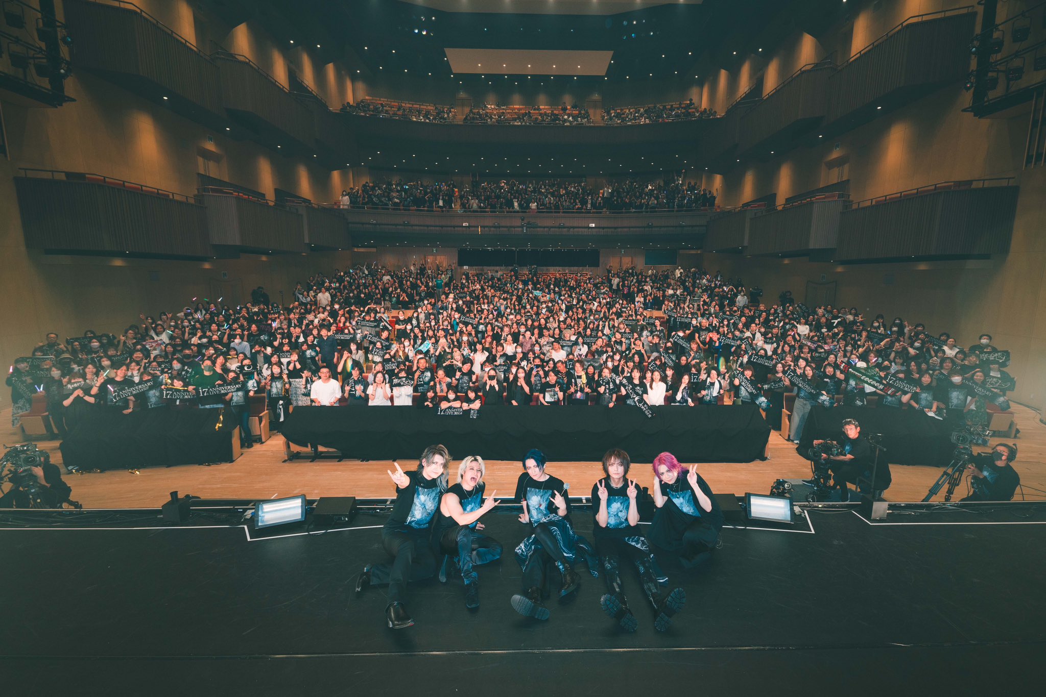 DIAURA 完全独裁領域渋谷公会堂 2DVD ビジュアル系 定価6,926円 DIAURA OFFICIAL SITE ＆ OFFICIAL FANCLUB「愚民党」