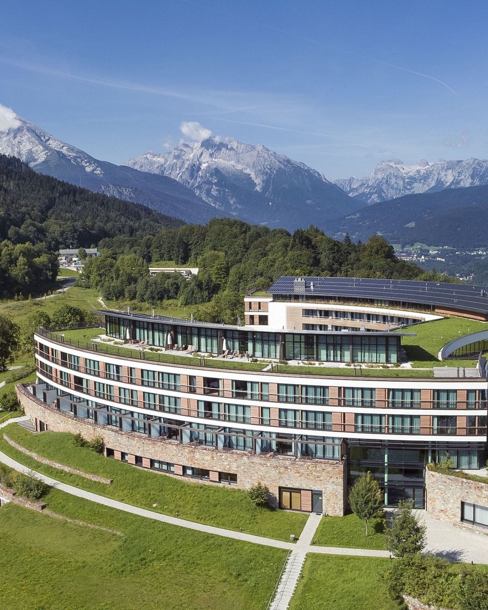 Have you ever seen the Bavarian Alps in the summer season? Discover the breathtaking views of the surrounding mountains at Kempinski Hotel Berchtesgaden, the perfect destination for a romantic getaway or a family holiday. bit.ly/3EBHAiu #Kempinski