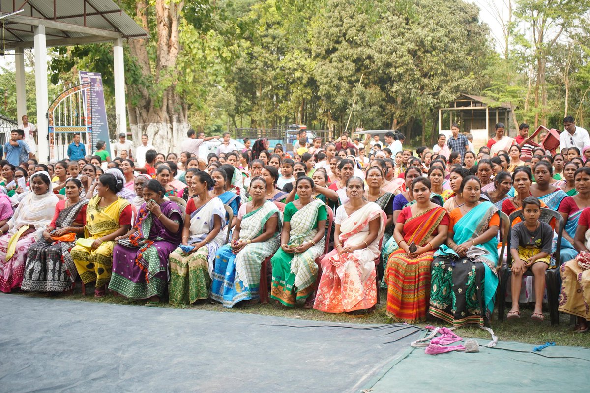People of Charaimari pledged to ensure #PhirEkBaarModiSarkar and elect Shri Joyanta Basumatary as their next MP. Took part in a campaign rally in Charaimari under Kokrajhar LS.

@RKurmiOfficial
#AssamCampaign2024
#AbkiBar400Par
