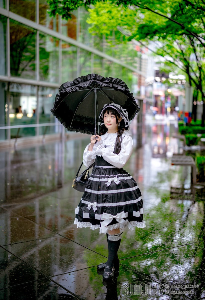 雨の中でも撮影を決行する理由
model @hello_miki08 
#portrait #Lolitafashion #ロリィタ