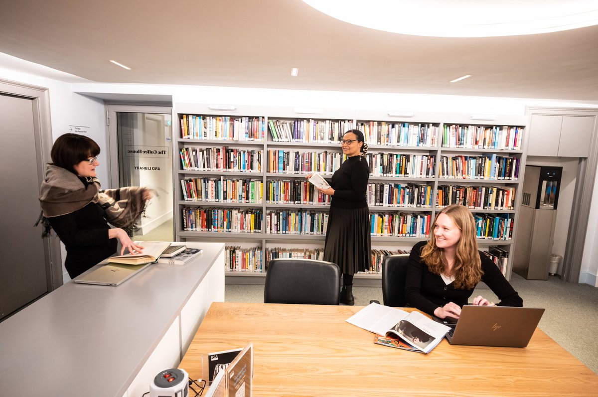 We love having so many great books in our library at RSA House, including brilliant reads by our guest speakers. Remember the RSA library is open for Fellows and visitors! Come and visit us. bit.ly/39OHBnU