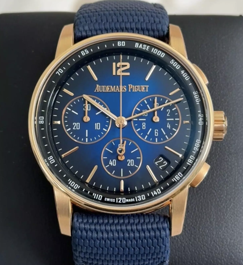 Audemars Piguet Code 11.59 Chronograph 41mm Rose Gold AP Smoked Blue 26393OR

For sale by @watchesofcharlotte

$36,750

#audemarspiguet #watches #valueyourwatch #watchmarketplace #luxury #luxurylife #entrereneur #luxurywatch #luxurywatches #luxurydesign #businesswatch #watchfam