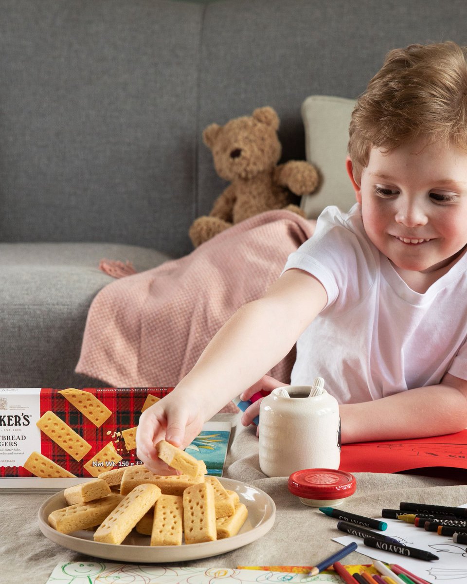 Take home Scotland at its finest with Walker’s new-look Shortbread Fingers. Now available in the biscuit aisle of selected @woolworths and @coles stores in Australia. #walkersshortbread #scotlandatitsfinest #shortbread #australia #downunder #woolworths #coles