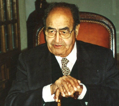 cuba_literaria's tweet photo. #CubaliterariaRecuerda||📚 A propósito del aniversario 106 del natalicio del poeta, ensayista y periodista cubano #GastónBaquero, compartimos, a modo de homenaje, una selección de su obra poética.👇🏻
.
.
.
🔗https://t.co/1eofYOE2A0 https://t.co/ccsdOYDlYj