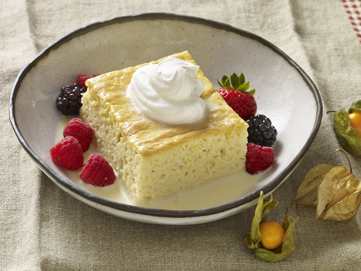 With so much to celebrate in May, it’s a great time for Tres Leches Cake. This is the classic, scrumptious tres leches you find all over Mexico. You can have it for Cinco this weekend or Mother’s Day next weekend, or both! patijinich.com/tres-leches-ca…