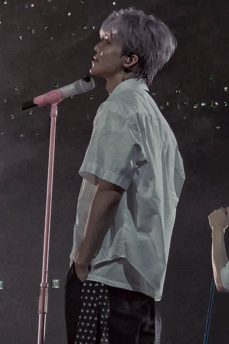 까우 lll tweet media