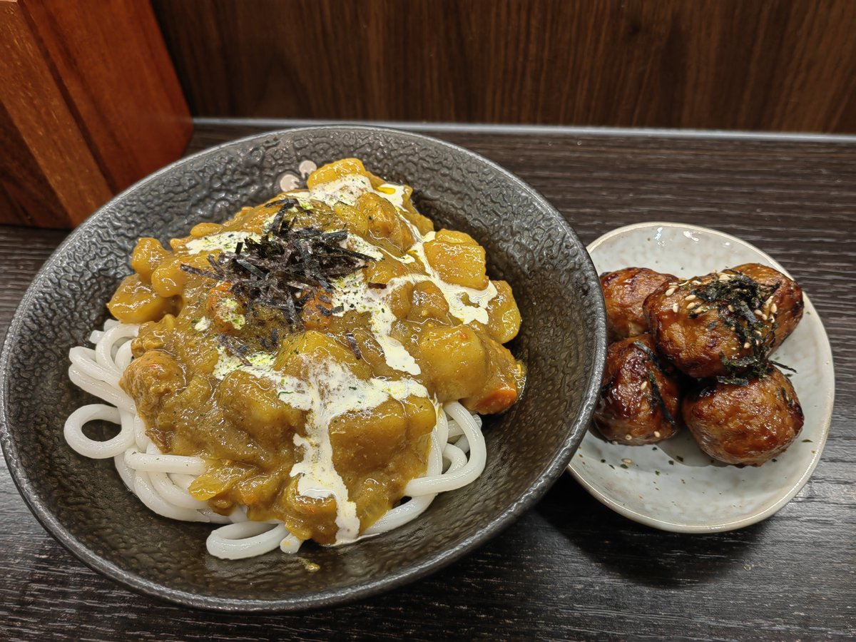lxym17's tweet photo. 豆岛的饭蛮好吃的 https://t.co/VL4wdDbcOQ