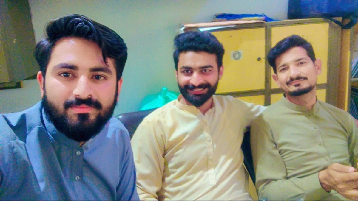 <a href="/Rixmalik076/">Muhammad Rizwan</a> 
With university office .friends 
#الديوان_الملكي #ThomasCup2024 #UberCup2024