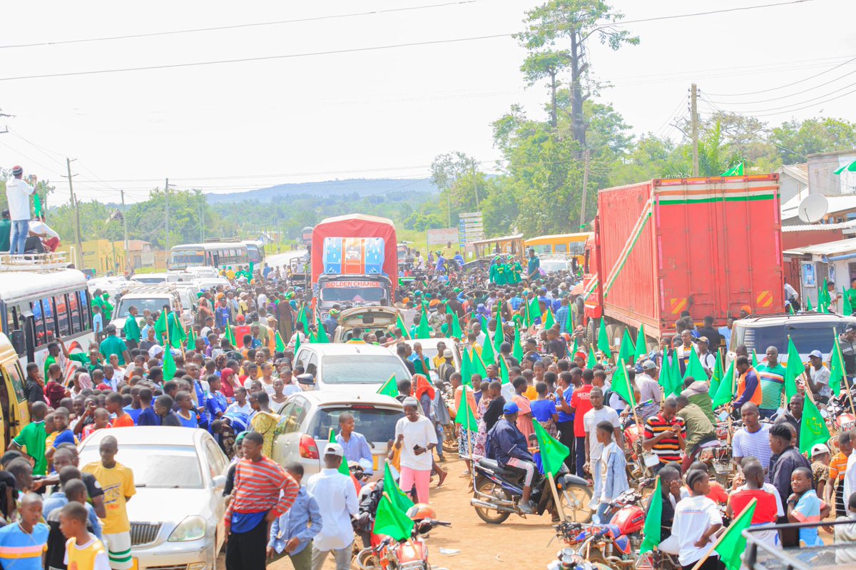 Geita imeitwa ikaitikaaa🔥. Mapema leo comr. @jokateM amekagua Mradi wa Ujenzi wa Daraja la Kigongo Busisi-Mwanza kuona maendeleo ya Mradi huo ambao utatatua Changamoto ya Usafiri kwa Wakazi wa Mwanza na jirani. #KataaUchocheziMuunganoWetuTunuYetu #TukataeLughaZaChukiNaUbaguzi