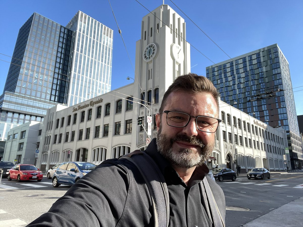 After 7 amazing years, I’ve just walked out of the @sfchronicle for the last time. I’ll be taking on a new challenge as the Deputy Director of Visuals for the @dallasnews in June. Working for the Chronicle was a dream come true. I’m so grateful for this amazing team.