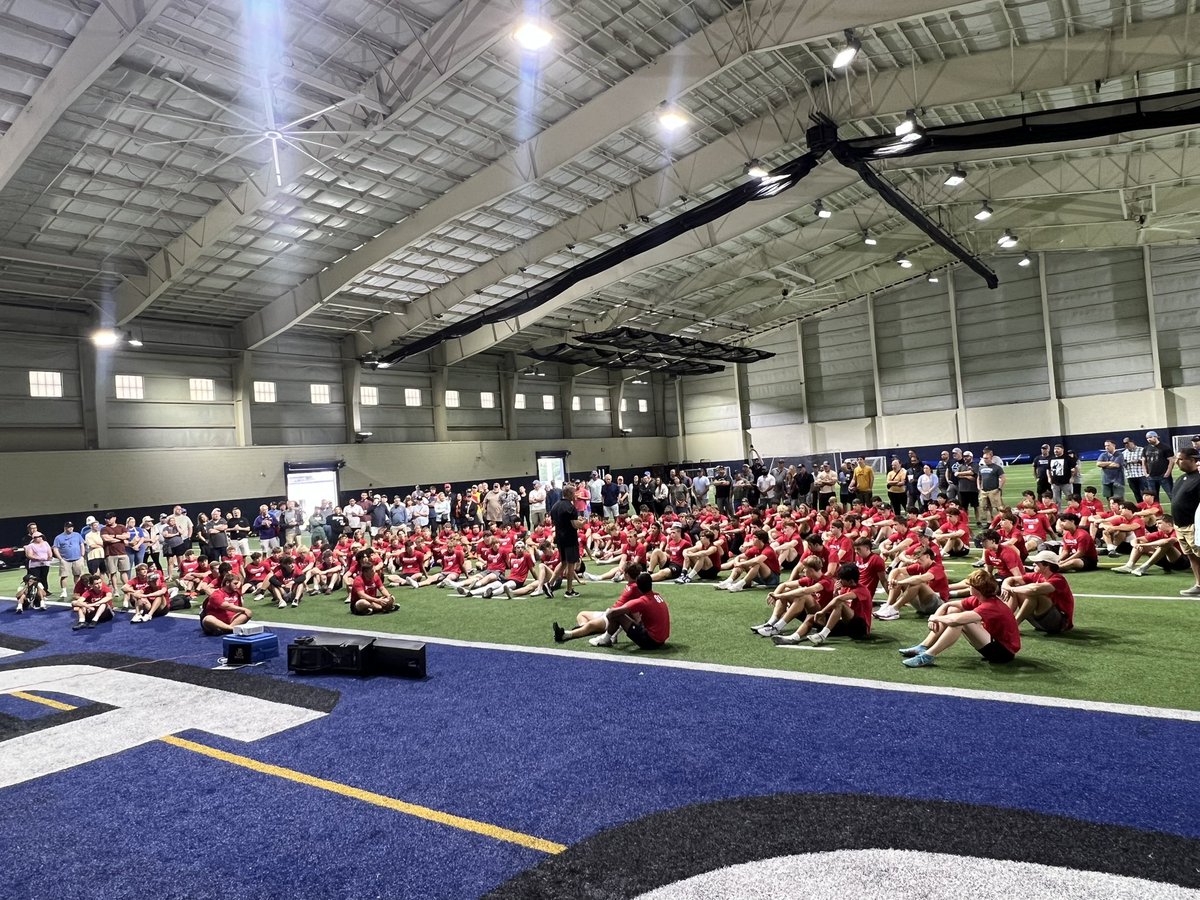 Getting the Spring Showcase Tour off and running in Texas! Let’s get it! Rise and grind! #KohlsElite