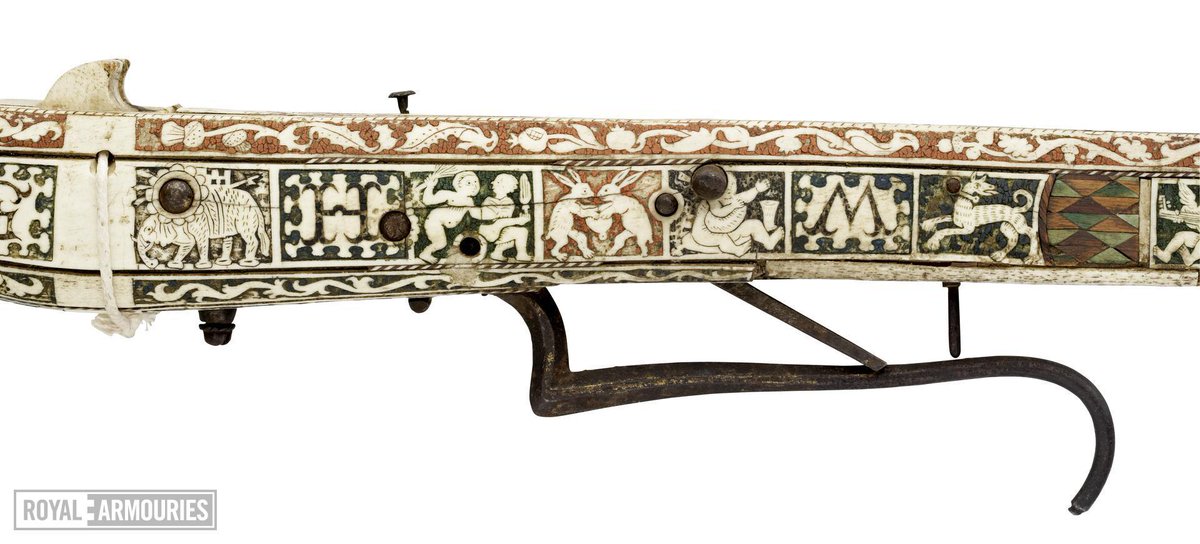 A fabulous bone inlaid #Crossbow, #Germany, 1526, housed at the @Royal_Armouries

#weapons #hre #holyromanempire #renaissance #royalarmouries #art #history