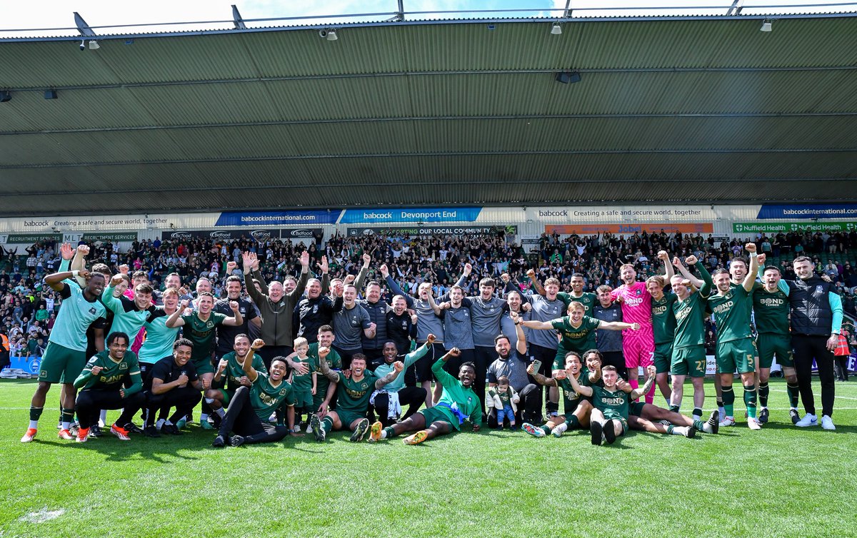 💚 One Argyle. #pafc