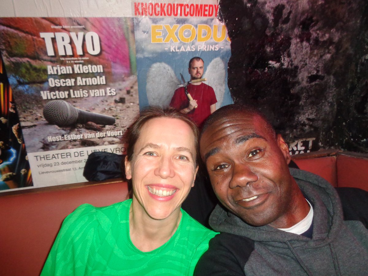 mikey mike@comedycafeutrecht with stand-up comedian and member from the knock out comedy crew maartje mikx 
@maartjemikx 
#knockoutcomedycrew 
#utrecht 
#standupcomedian
#maartjemikx 
#businessdeveloper 
#dagvoorzitter 
#comedycafeutrecht 
#winnaarvandeutrechtlachtgongshow