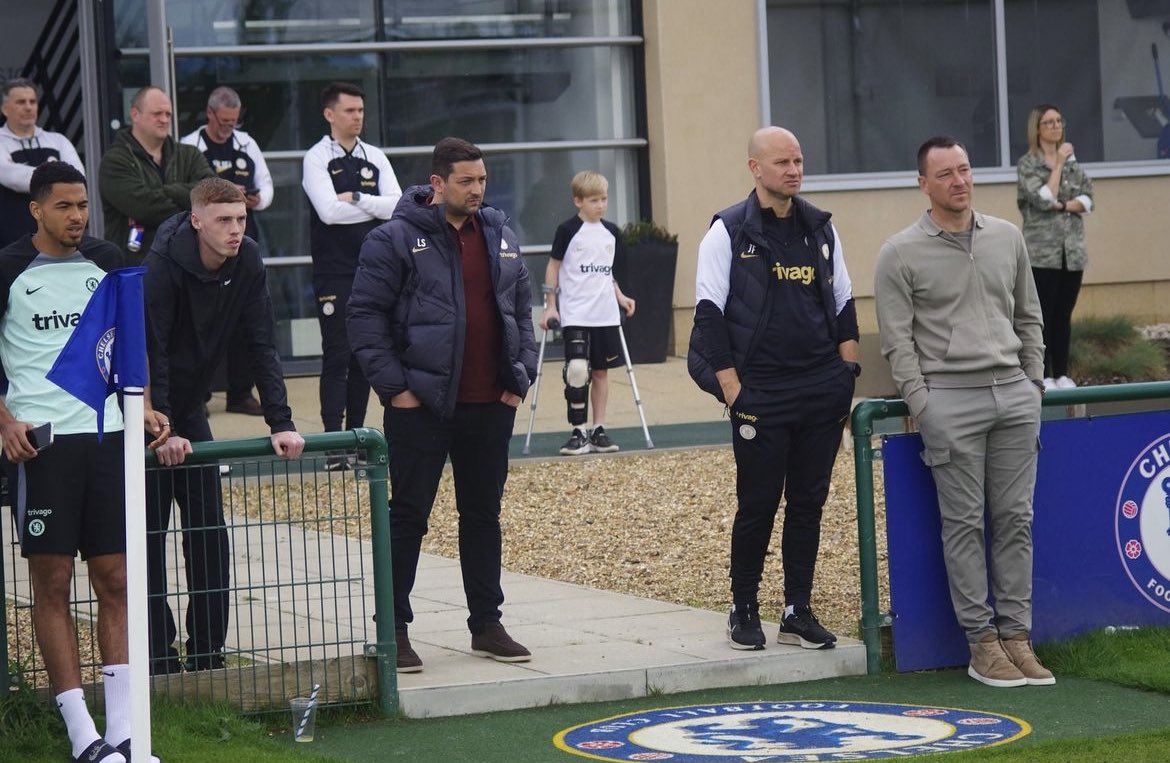 JT, Colwill, Palmer, Laurence Stewart all watched Chelsea’s U18’s match today! 🔵