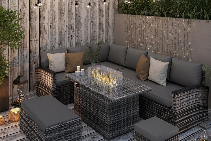 Get 47% OFF this stunning rattan garden furniture set with fire table Check it out here ➡️ awin1.com/cread.php?awin…