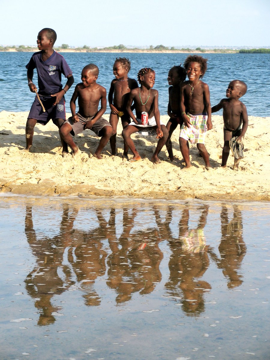 Ilha do Mussulo, Angola, 2004