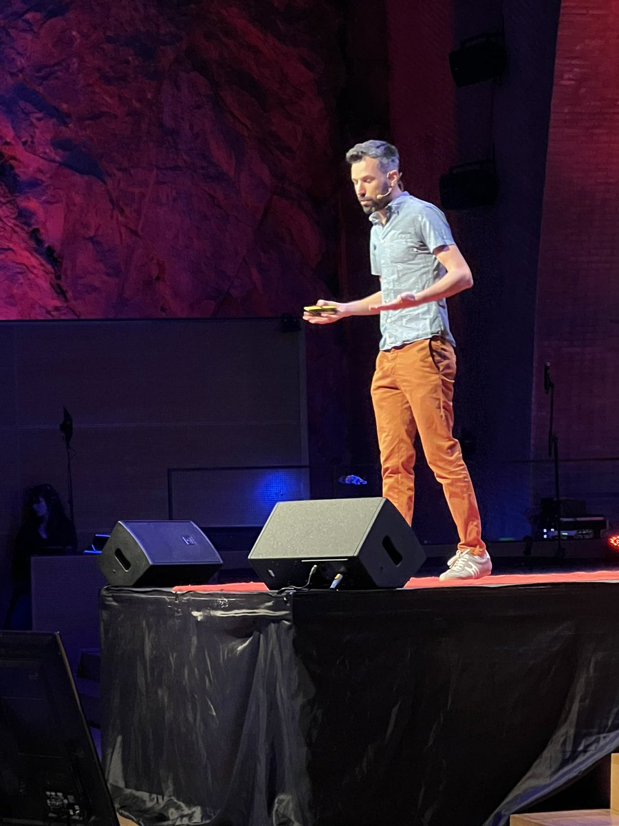 David Serra tweet media