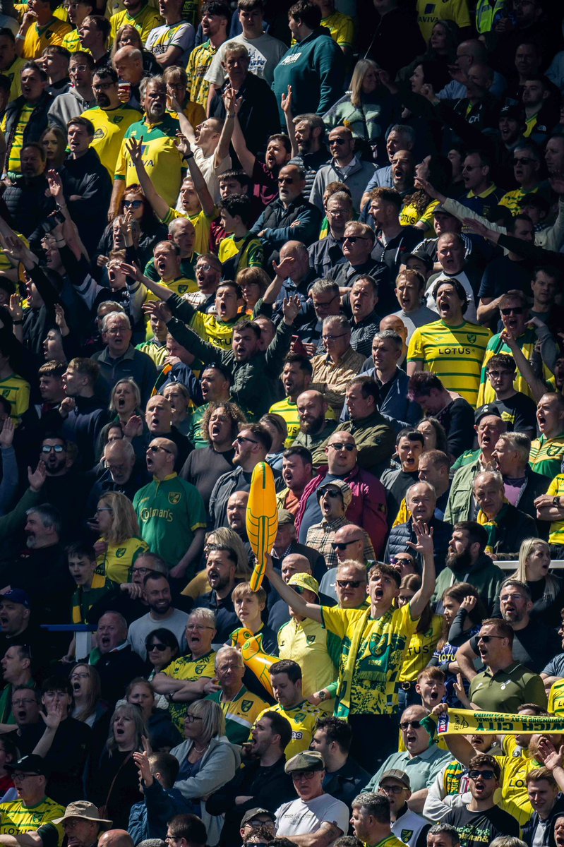 We believe. We dream big. We are ready to fight. Thank you for giving us all this energy. PLAYOFF TIME! 🟢🟡