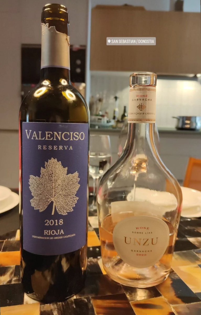 Para acompañar el marmitako de hoy unos espléndidos vinos !!
@valencisorioja Reserva ‘18 en un nivel altísimo como siempre y el nuevo Unzu Rose ‘23 de Julián Chivite 🍷🍷
