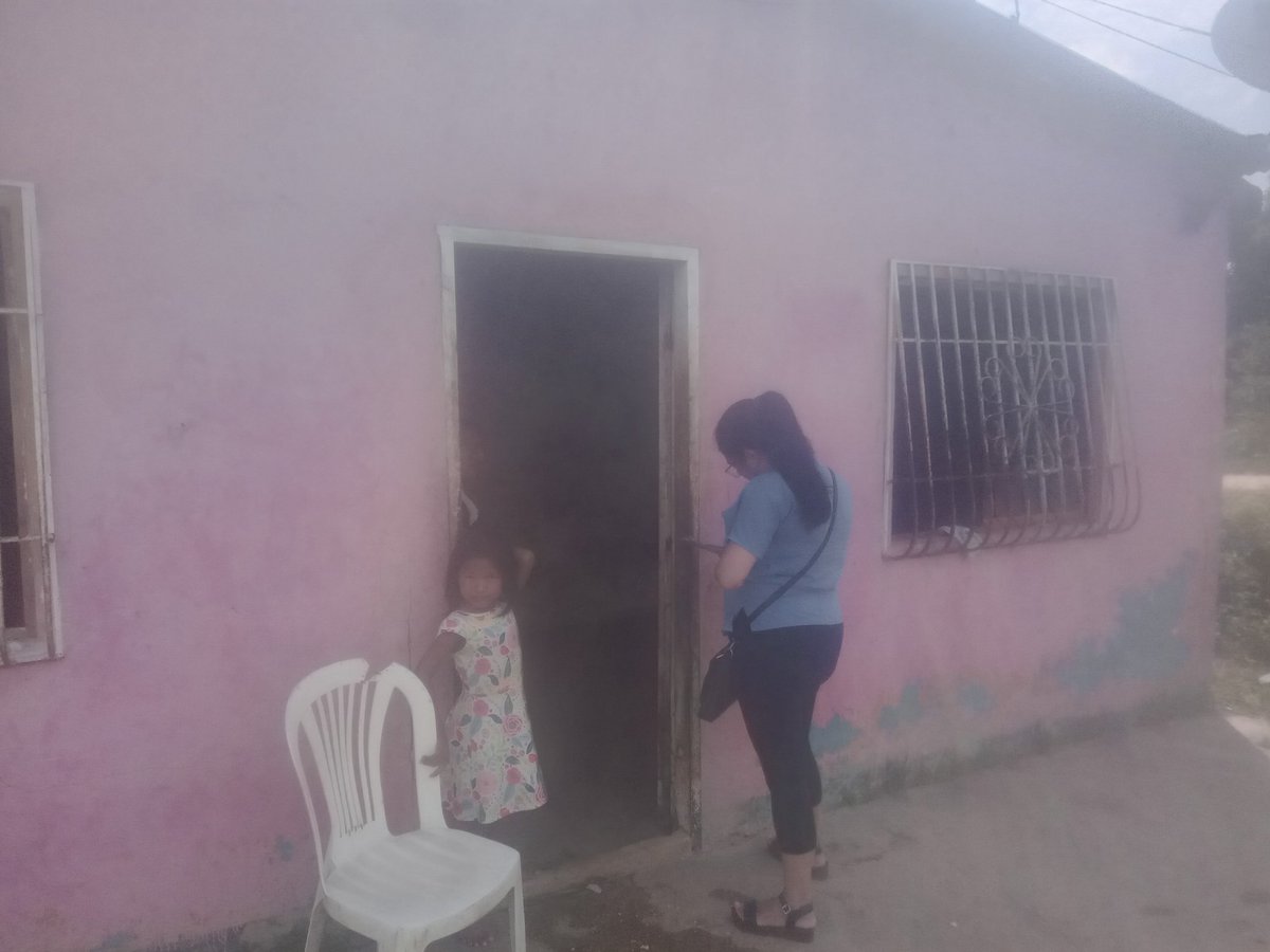 Estado Delta Amacuro. Jornada Casa a Casa. Funcionario del Estado Seguimos fortaleciendo los programa de Barrio Adentro. @cubacooperaven @Delta1310432 @MINSAPCuba @YoaniBueno