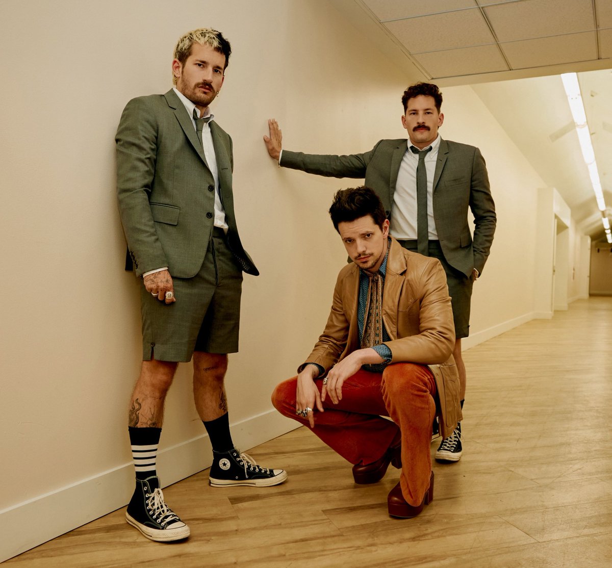 LassoMusica's tweet image. quienes somos? solo respuestas incorrectas 😳