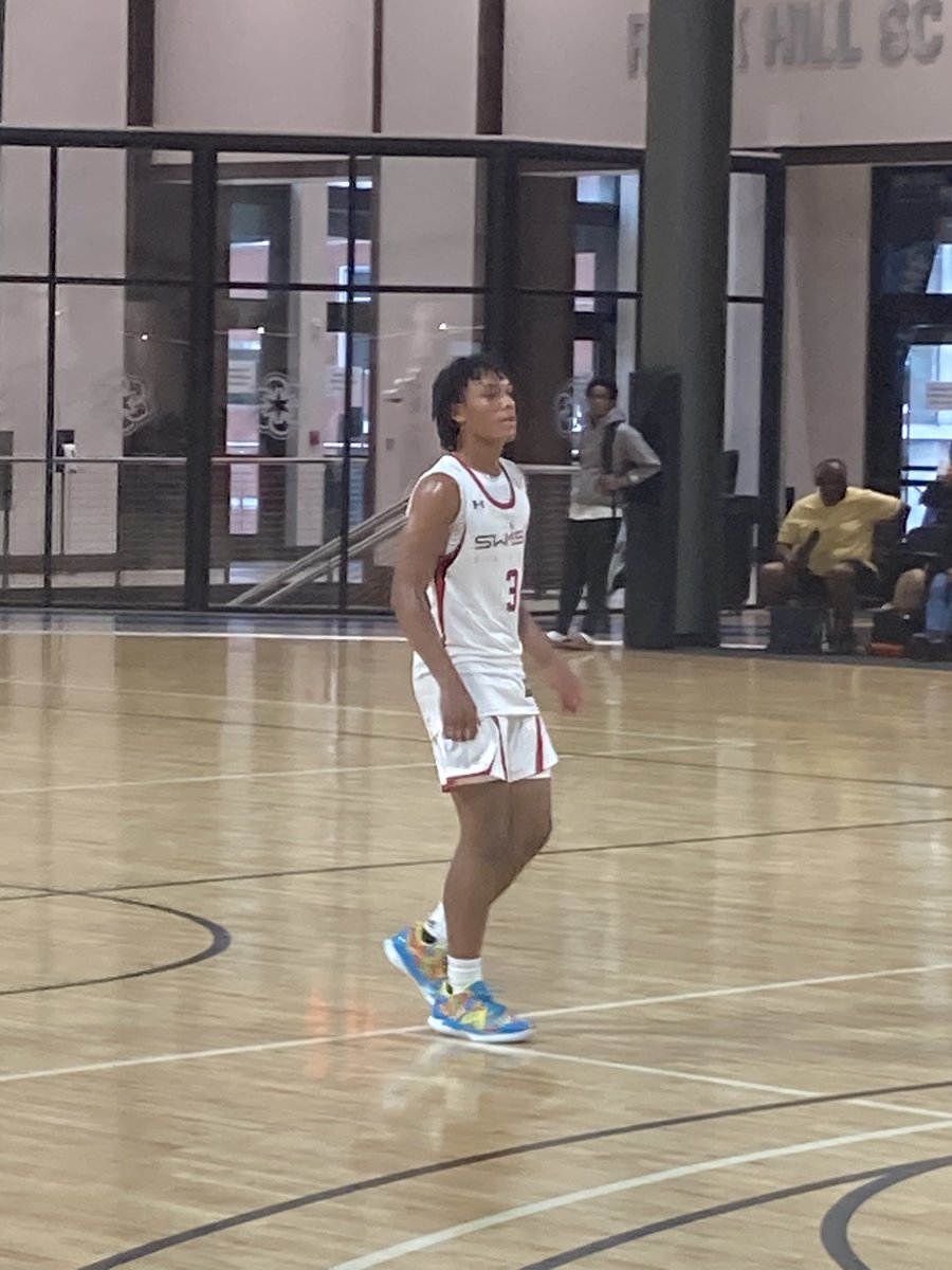BIG SHπTS (@bigshotsglobal) on Twitter photo SW15H Elite UA in a tight one against Next Level SC. Both 2026 Trey Jones and Garrett Midkiff leading the way. Midkiff with 3 threeβs at half and Jones controlling the paint. <a href="/SW15H_Elite/">SW15H Elite</a>
#BIGSHOTS #ROCKTHEROCK SW15H Elite UA in a tight one against Next Level SC. Both 2026 Trey Jones and Garrett Midkiff leading the way. Midkiff with 3 threeβs at half and Jones controlling the paint. <a href="/SW15H_Elite/">SW15H Elite</a>
#BIGSHOTS #ROCKTHEROCK