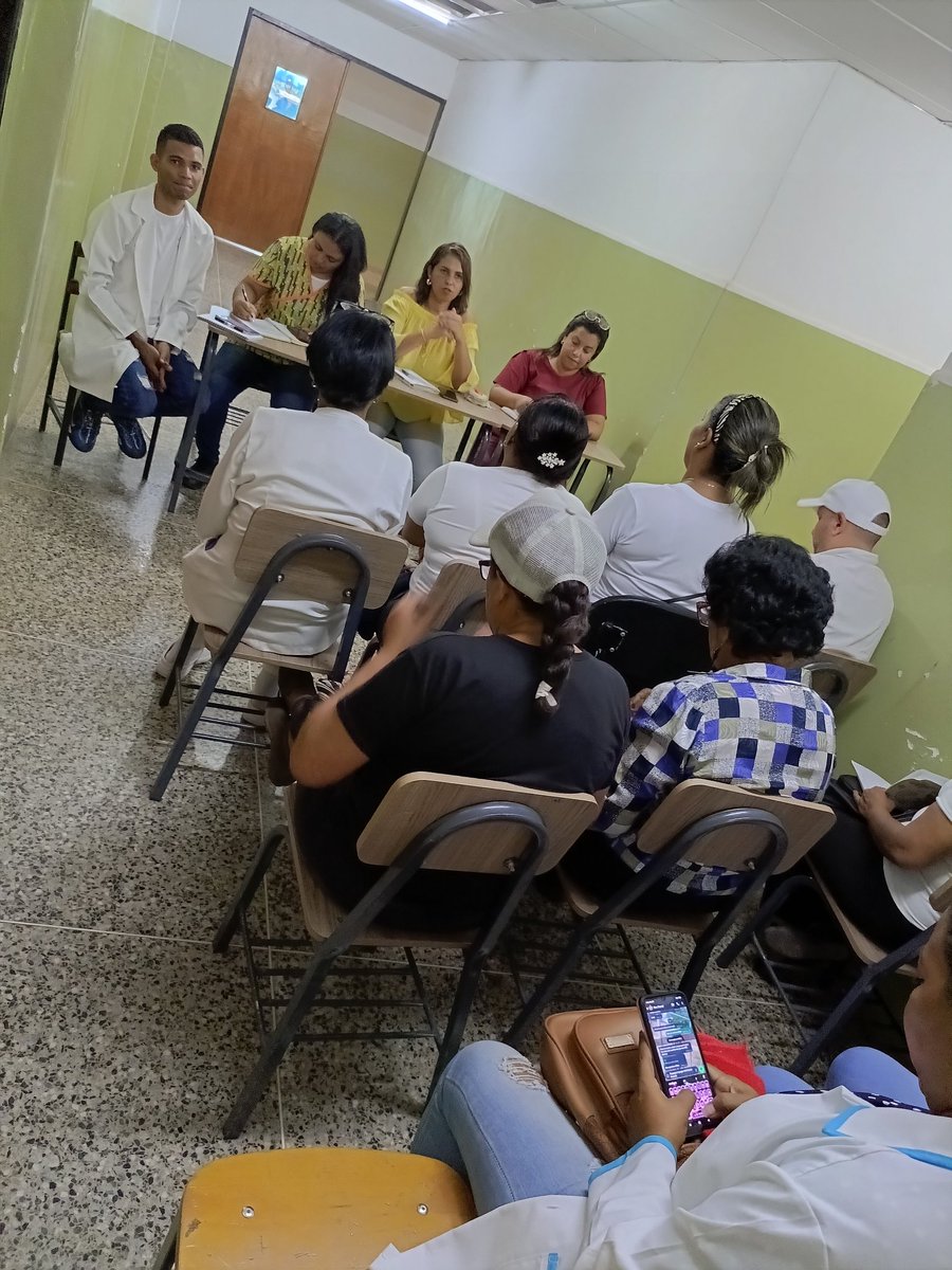 PODEMOS GUÁRICO tweet media