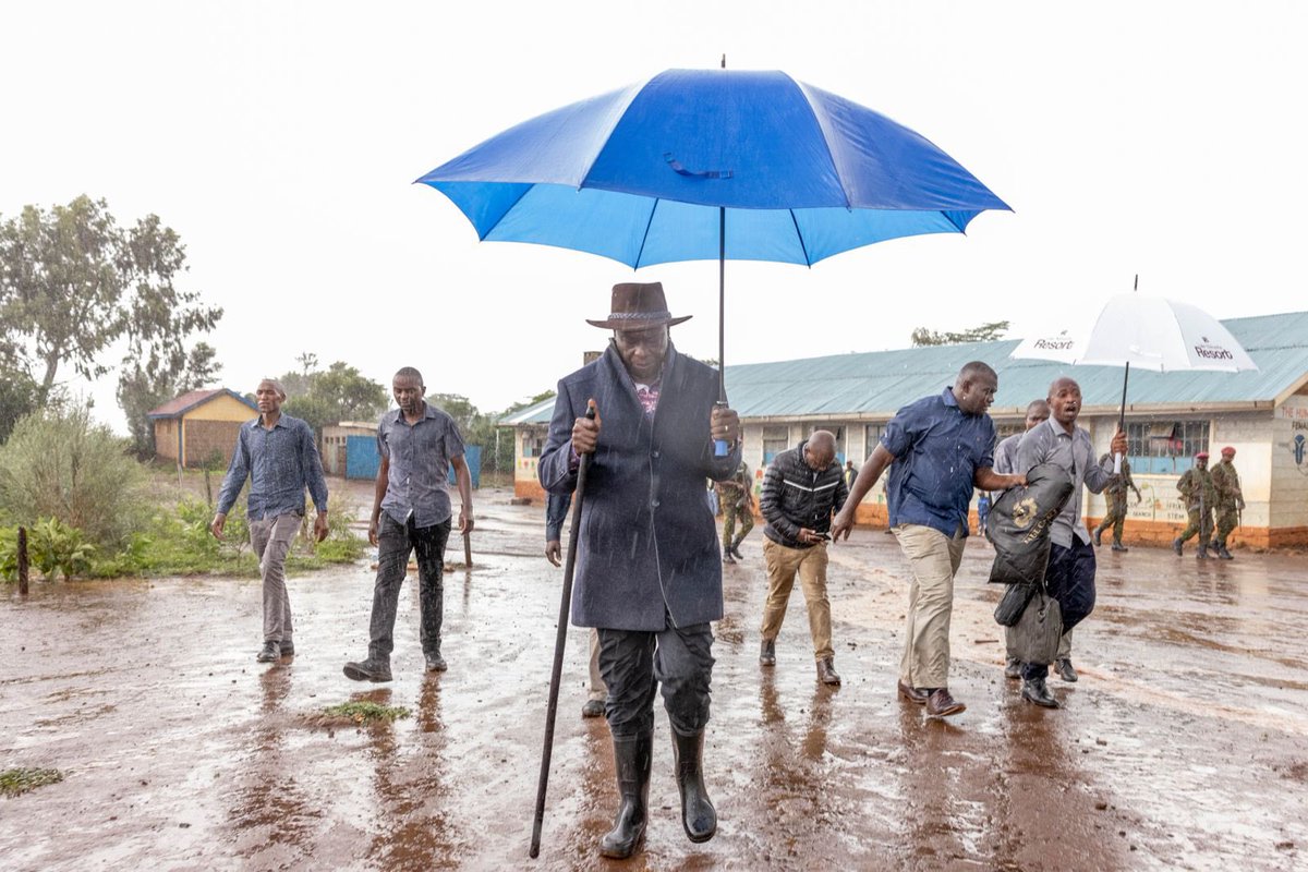 Leading by example, Deputy President Rigathi Gachagua chaired emergency response meetings, activating multi-agency centers to coordinate relief efforts, showing proactive leadership in the face of the flood disaster

#RigathiOnAssignment