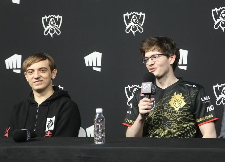 mikyx daily (@mikyx_daily) on Twitter photo 