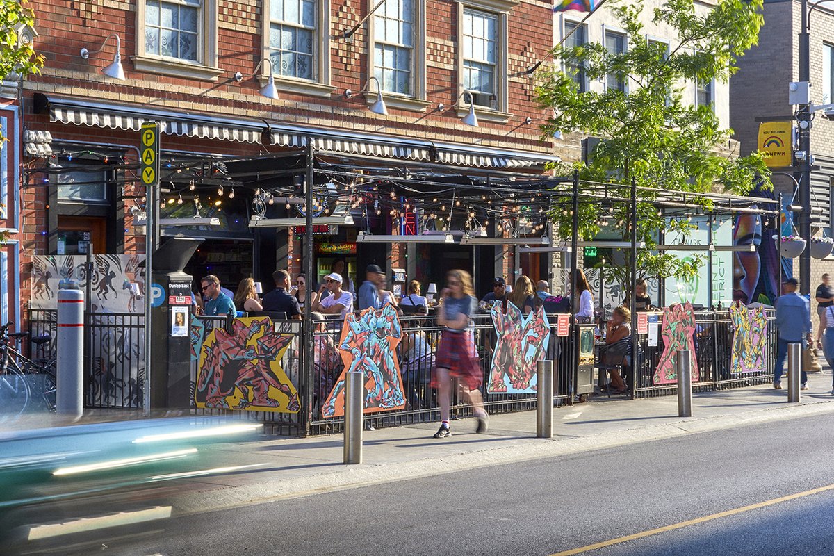 The patios are opening in Downtown Barrie! Some of your favourite spots are ready and waiting! 🍽️

#DowntownBarrie #VisitBarrie #PatioSeason #ExploreBarrie